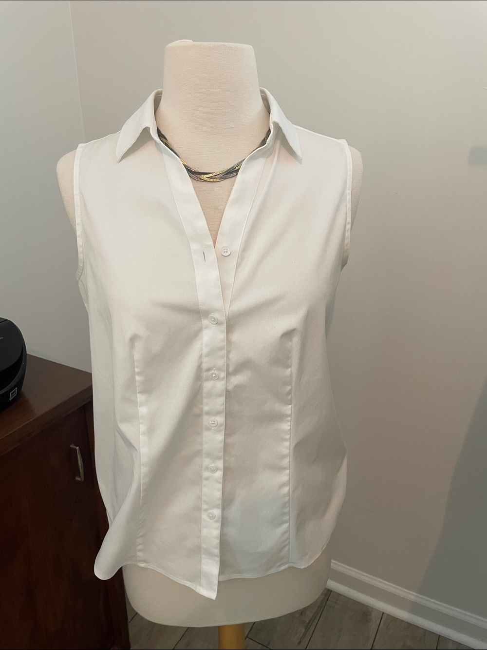 Talbots White Sleeveless Button-Down Shirt
